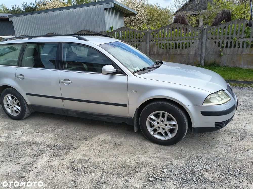 Volkswagen Passat 1.9 TDI 4Mot Comfortline - 6