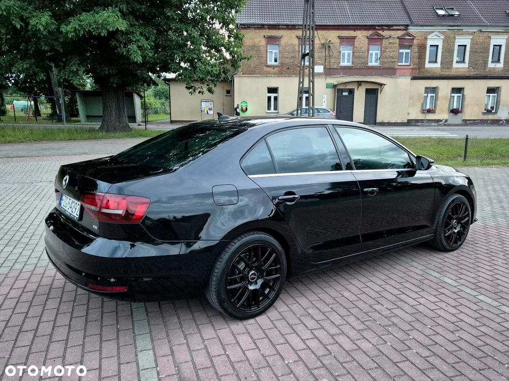 Volkswagen Jetta 1.4 TSI BMT Highline DSG - 3
