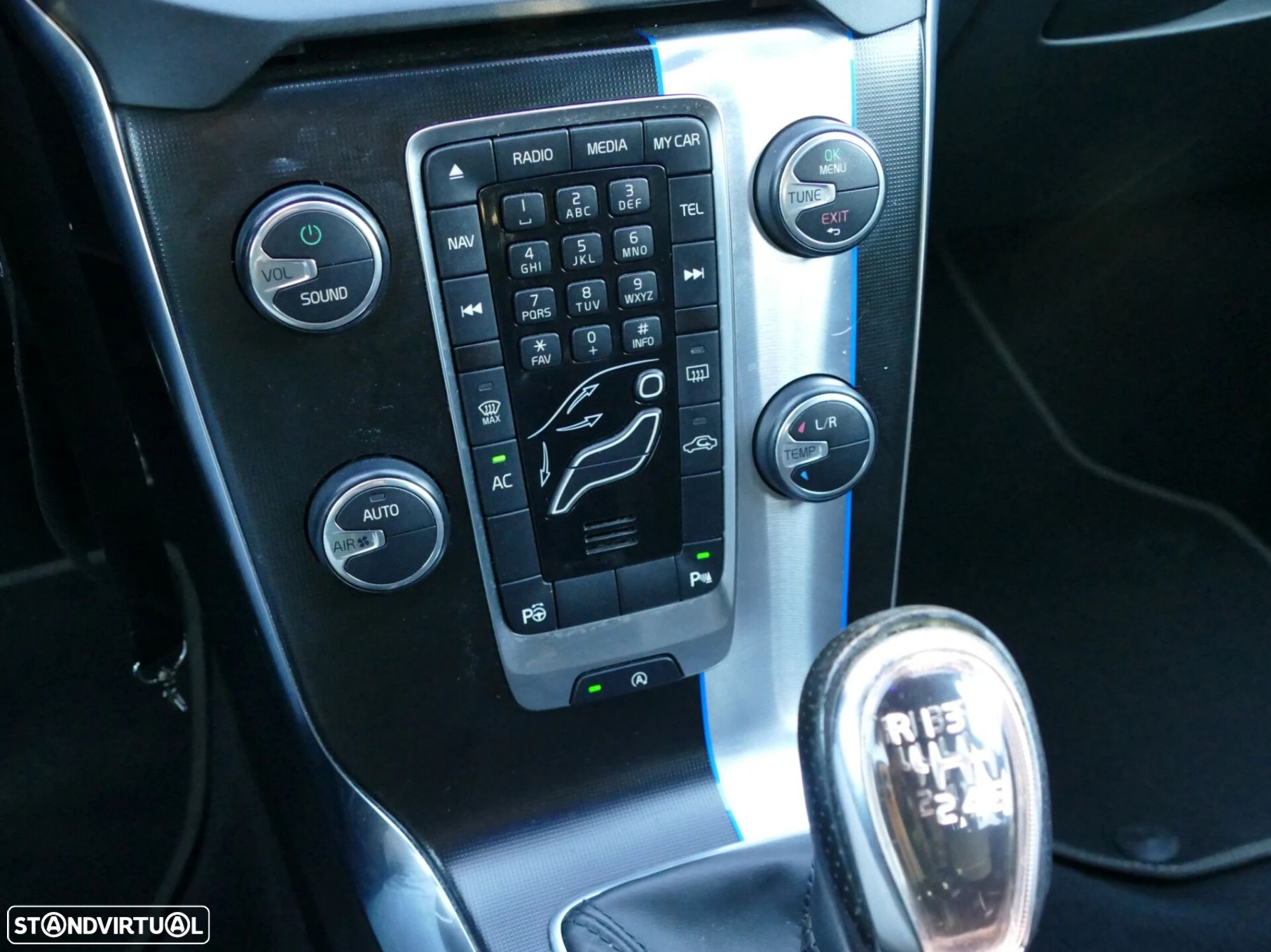 Volvo V40 2.0 D2 R-Design Momentum - 22