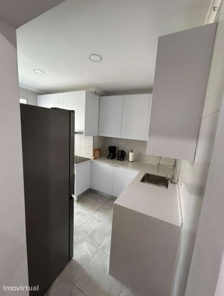 Quarto - localizado em Sete Rios Lisbon - Grande imagem: 5/13