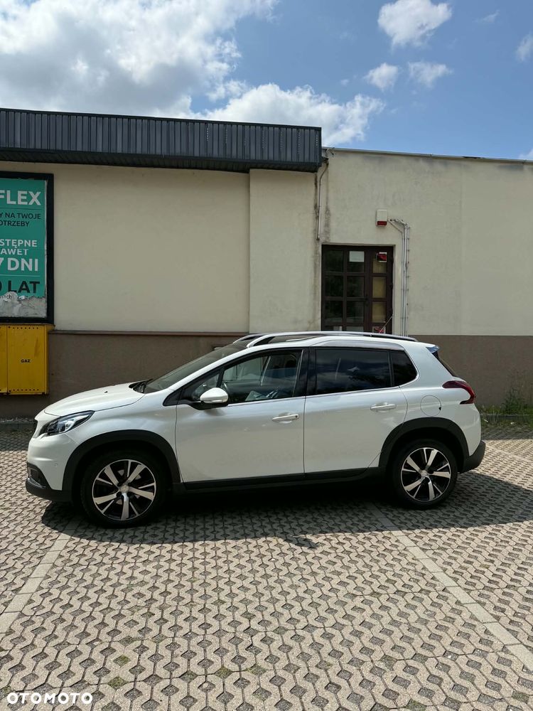 Peugeot 2008 1.2 Pure Tech Allure S&S EAT6 - 5