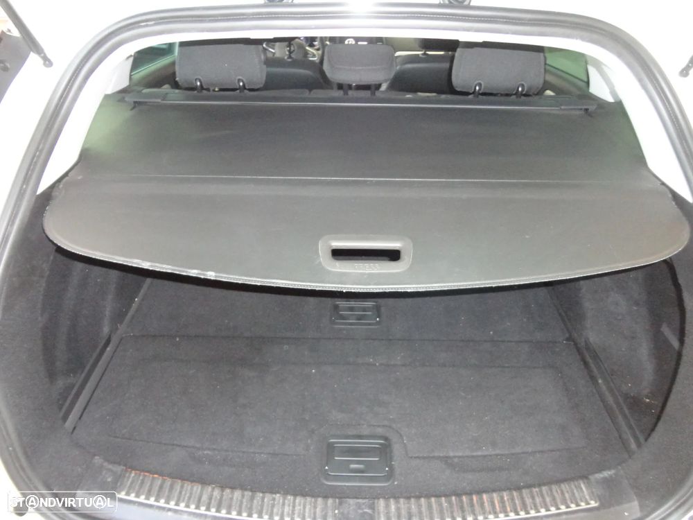 Renault Mégane Sport Tourer ENERGY dCi 130 INTENS - 29