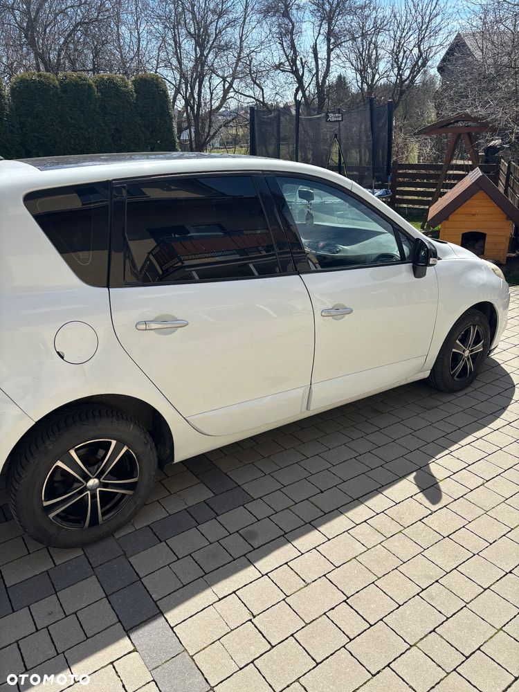 Renault Scenic 1.5 dCi Exception - 4