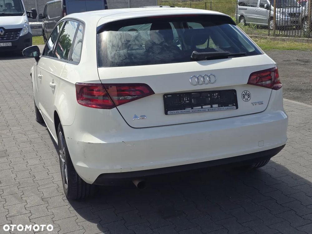 Audi A3 Sportback 1.2 TFSI Attraction - 11
