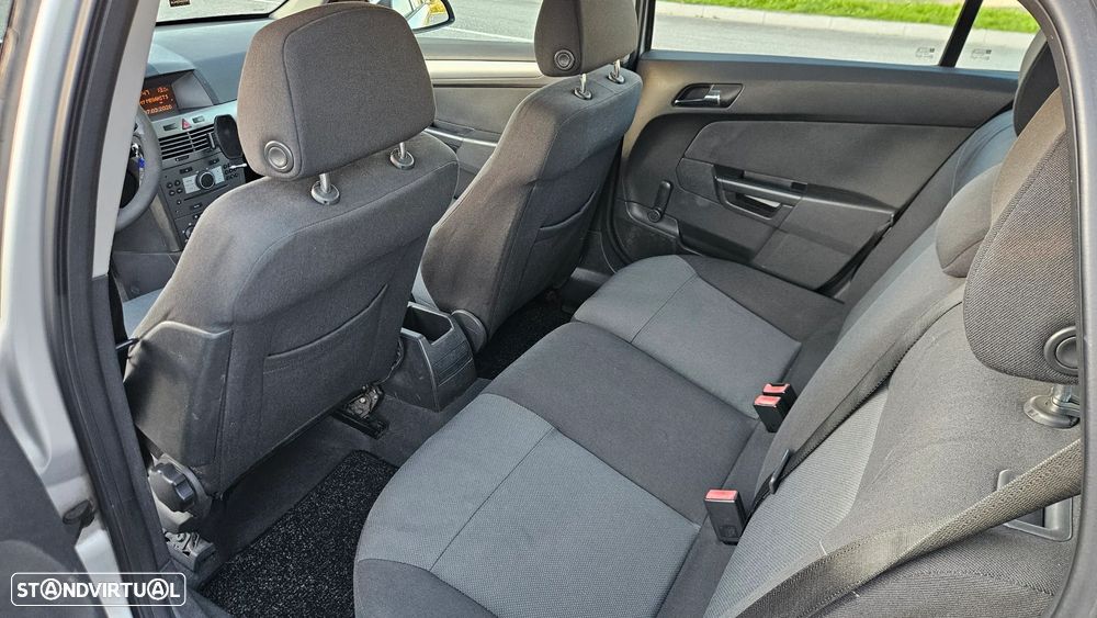 Opel Astra 1.4 Cosmo - 9