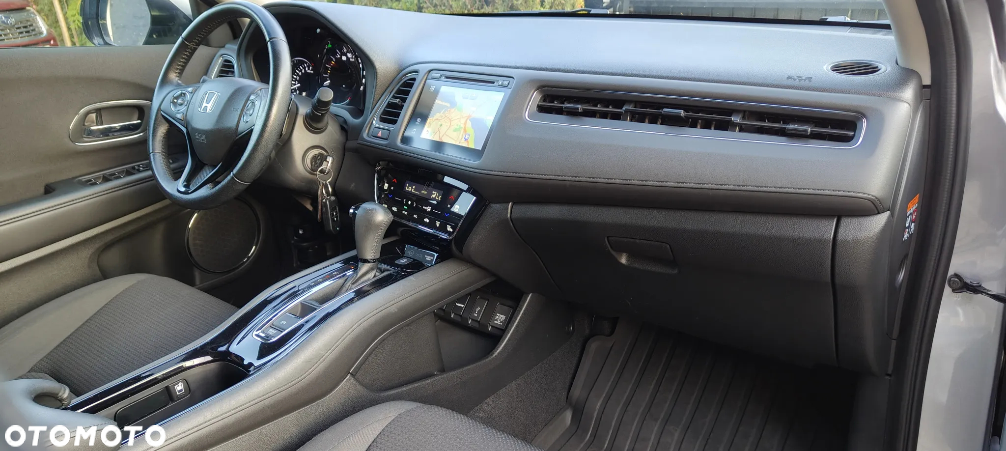 Honda HR-V 1.5 i-VTEC CVT Elegance - 18