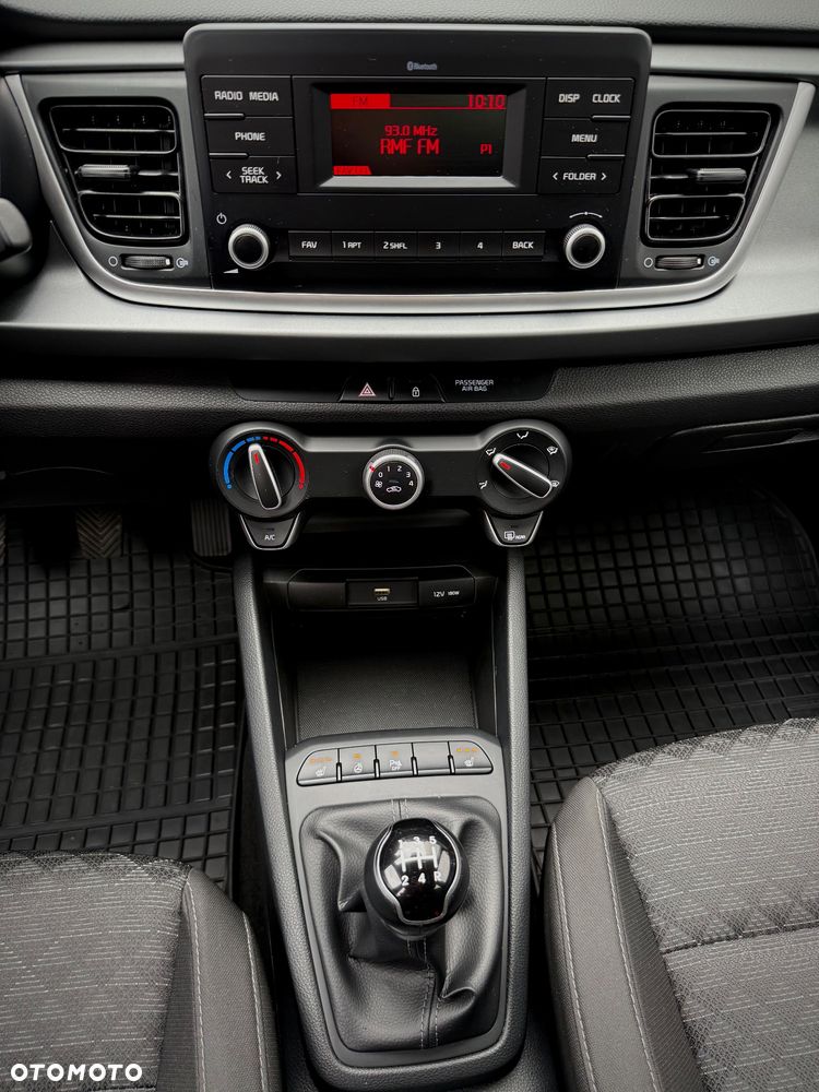 Kia Rio 1.2 M - 13