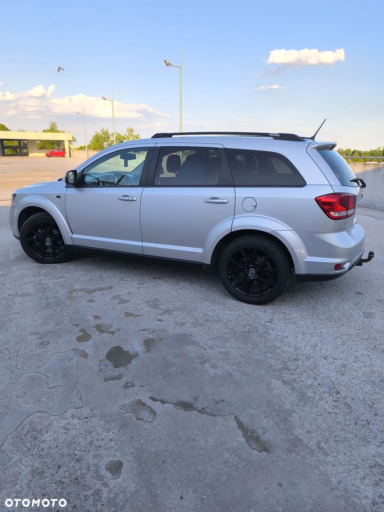 Fiat Freemont 2.0 Multijet Black Code AWD - 4