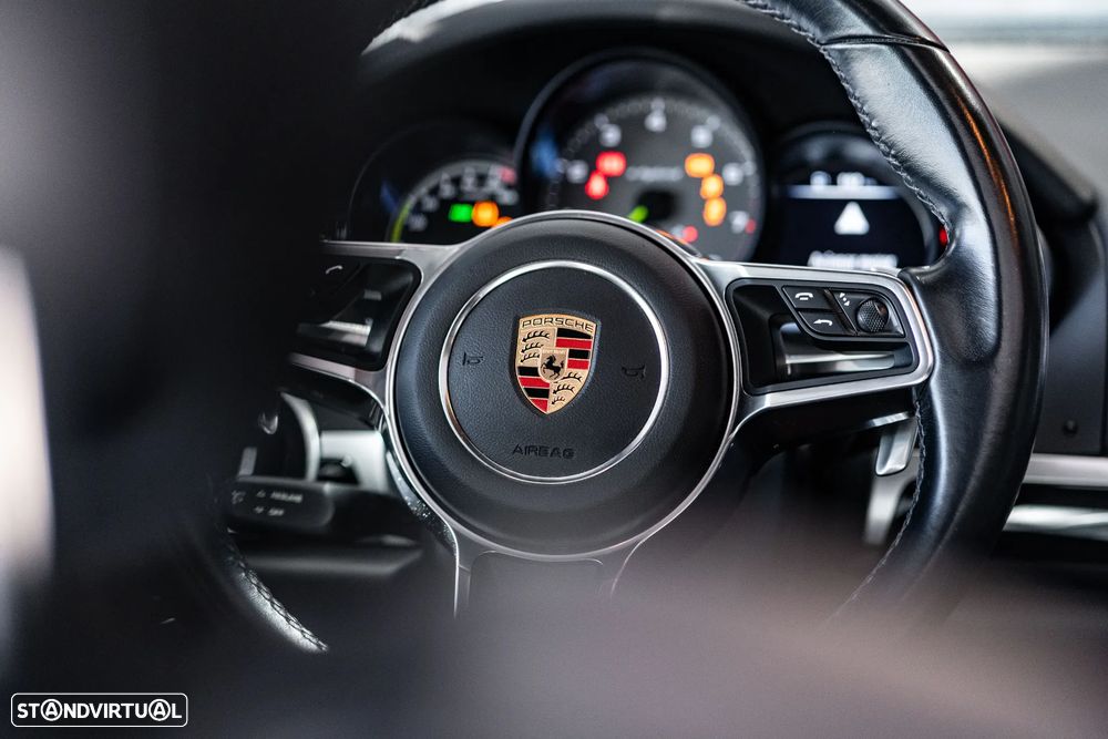 Porsche Cayenne S E-Hybrid - 11