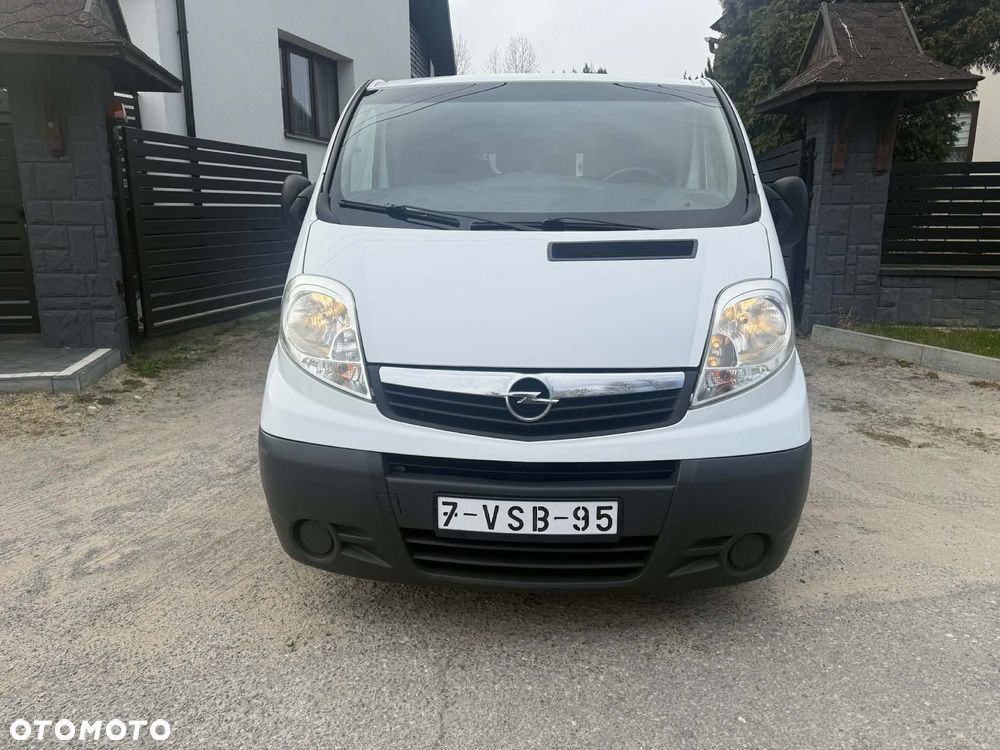 Opel Vivaro - 9