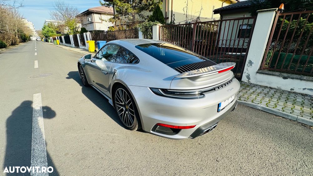 Porsche 911 Turbo - 5