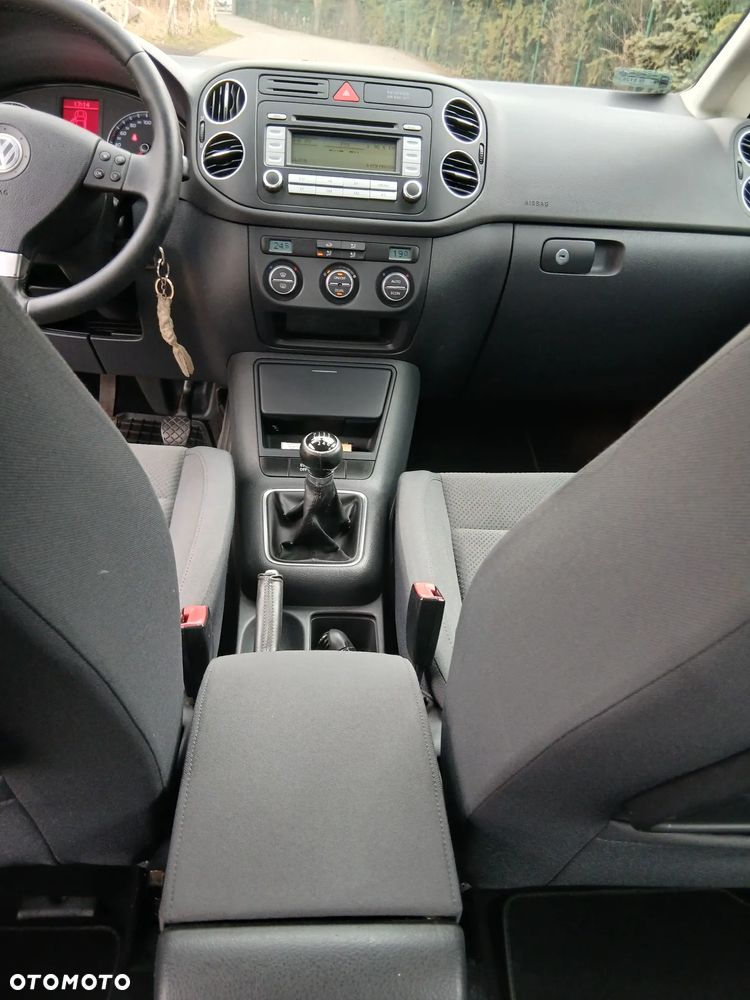 Volkswagen Golf Plus 2.0 TDI DPF Comfortline - 26