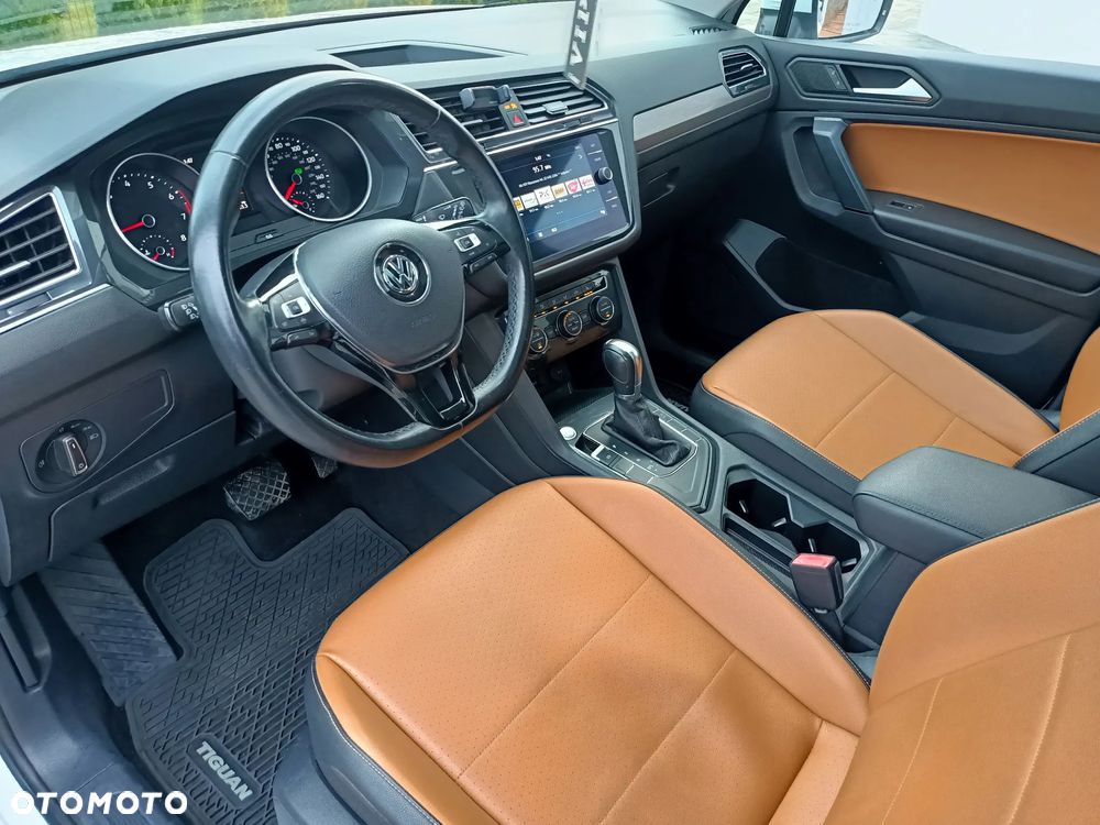 Volkswagen Tiguan - 23
