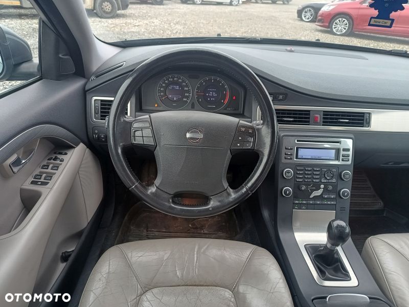 Volvo V70 D5 DPF Summum - 14