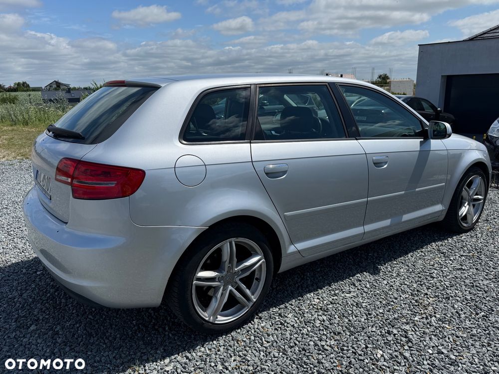 Audi A3 Sportback 2.0 TDI DPF quattro S line Sportpaket - 5