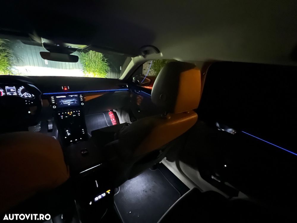 Skoda Superb Combi 1.8 TSI DSG Style - 15