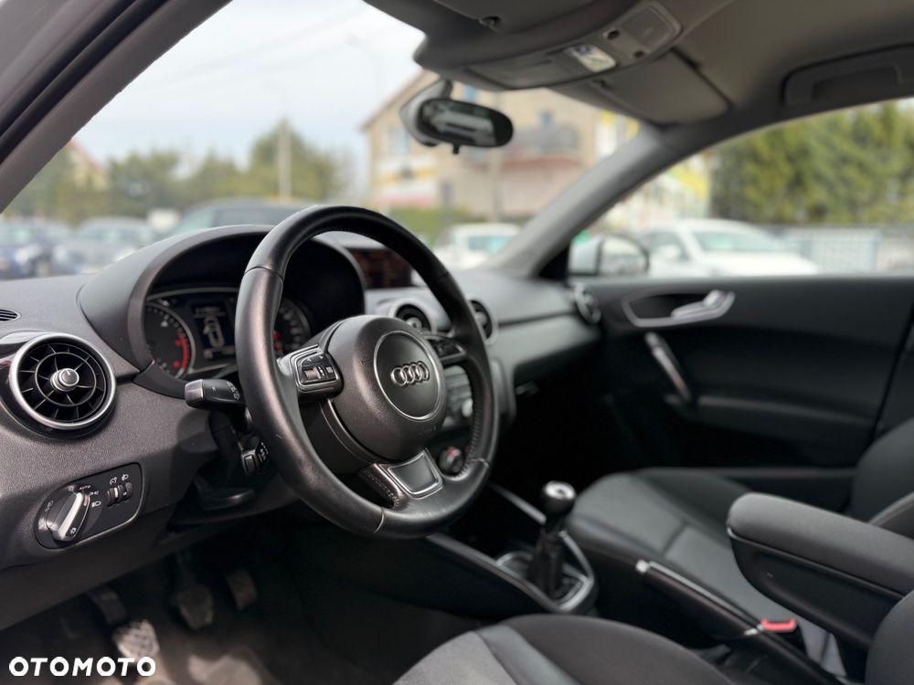 Audi A1 Sportback 1.6 TDI Attraction - 18