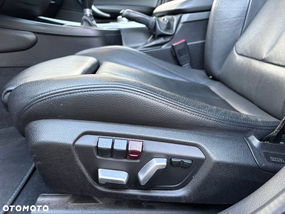 BMW Seria 1 118d Sport Line - 19