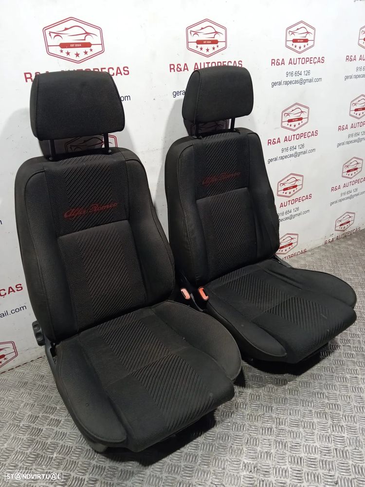 Conjunto de Bancos Alfa Romeo 156 Original - 13