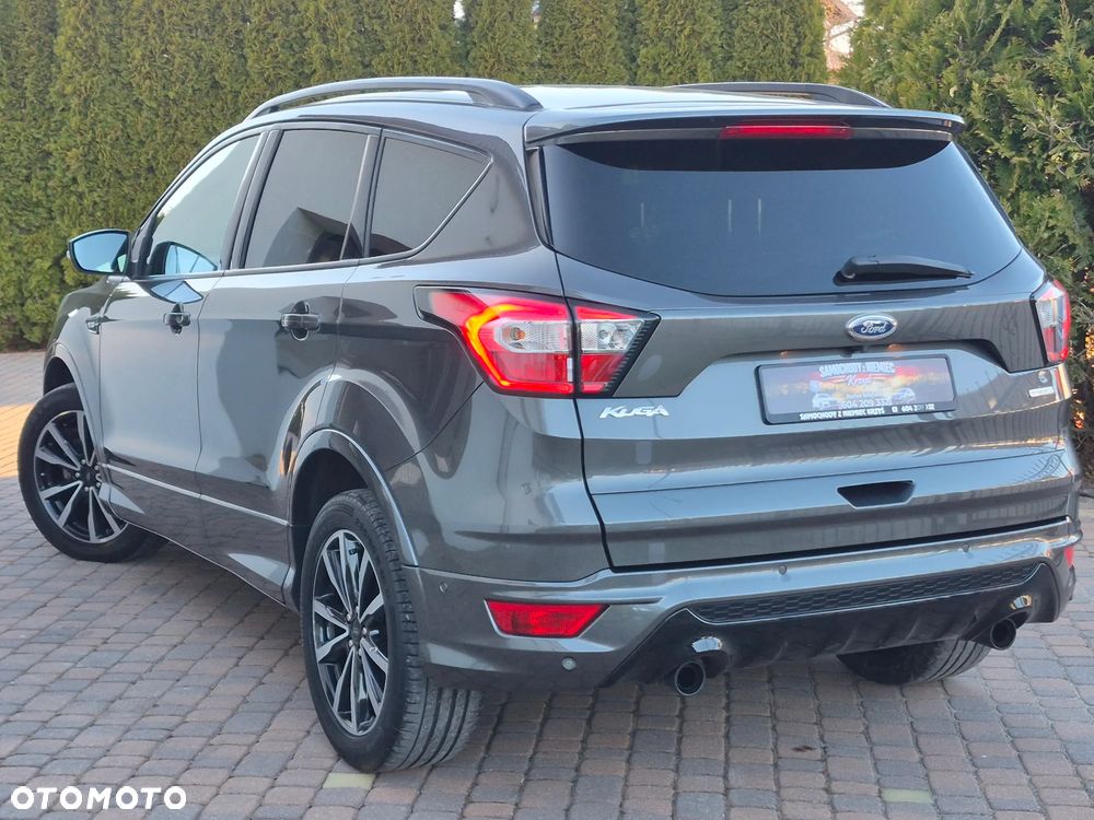 Ford Kuga 1.5 EcoBoost 2x4 ST-Line - 37