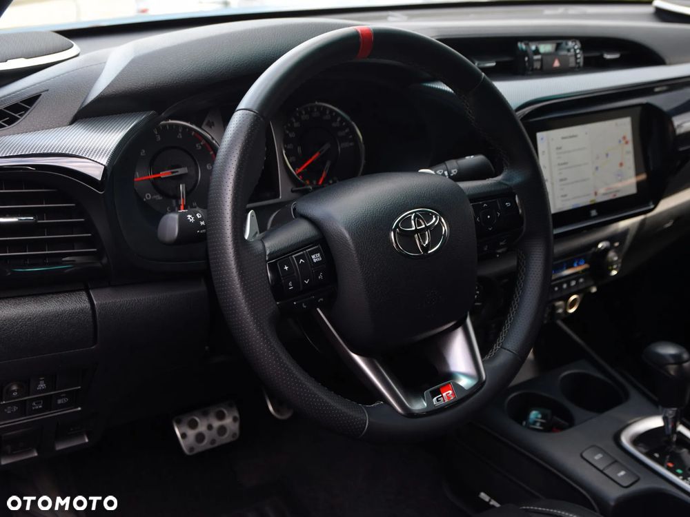 Toyota Hilux 2.8 D-4D Double Cab GR Sport II 4x4 - 19