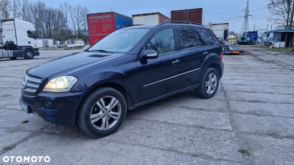 Mercedes-Benz ML - 1