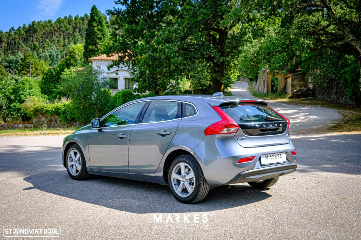 Volvo V40 1.6 D2 Eco Momentum - 8