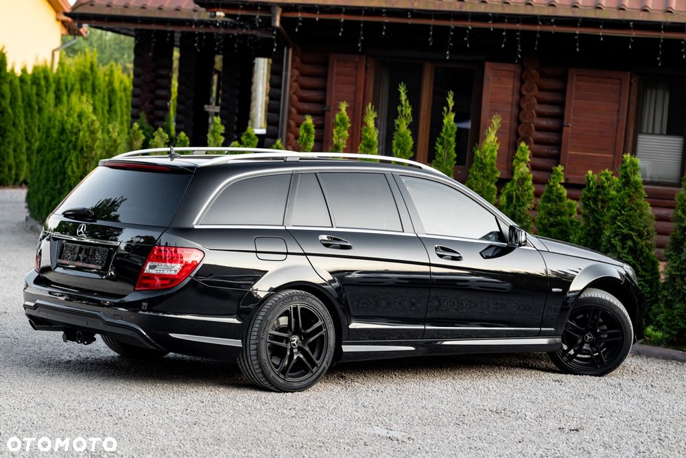 Mercedes-Benz Klasa C 180 BlueEFFICIENCY 7G-TRONIC Avantgarde - 15