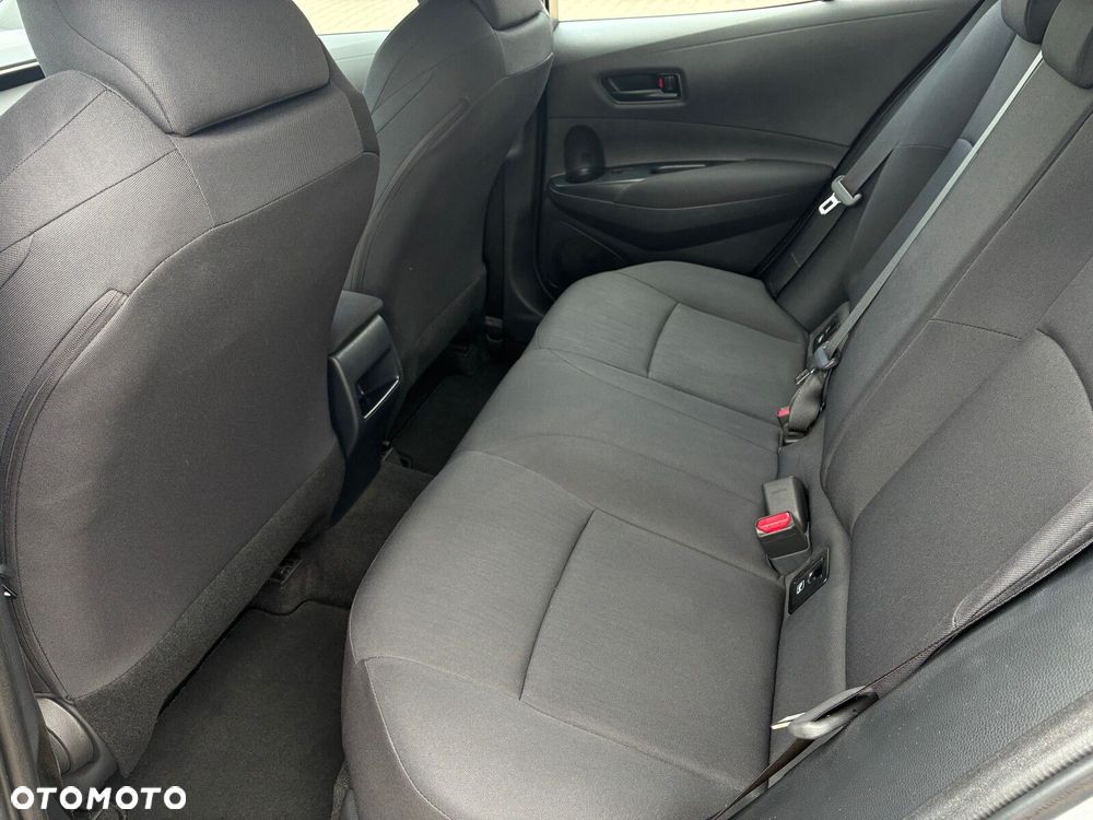 Toyota Corolla - 23