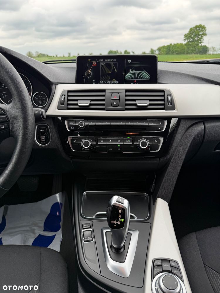 BMW Seria 3 - 17