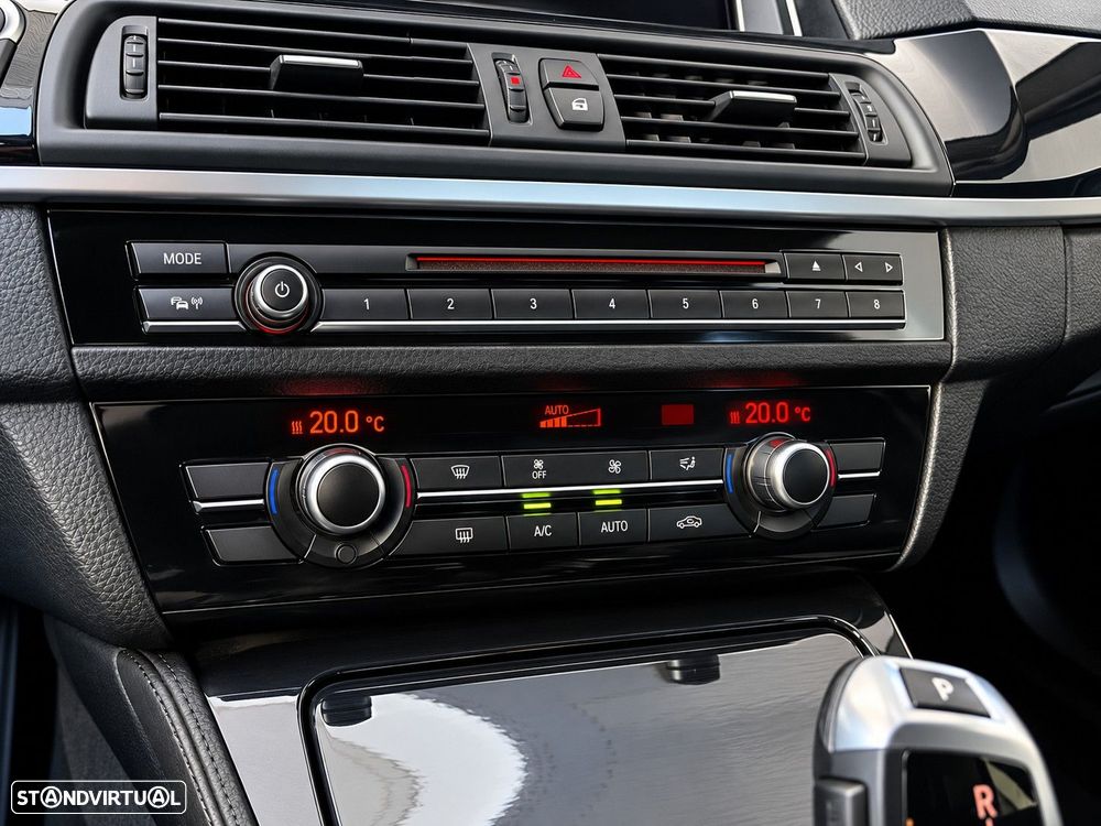 BMW 520 d Pack Desportivo M Auto - 48