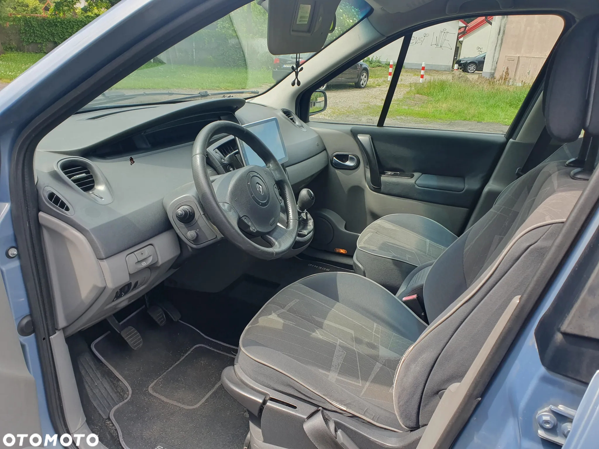 Renault Scenic 1.9 dCi Confort Authentique - 11