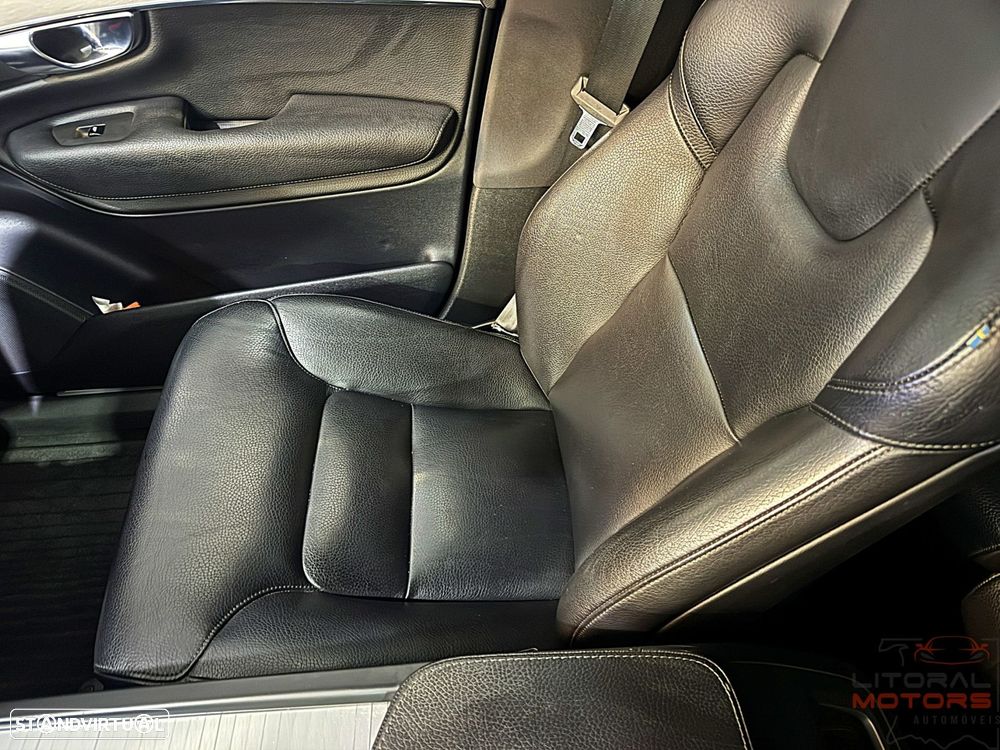 Volvo XC 90 2.0 D4 Momentum - 23