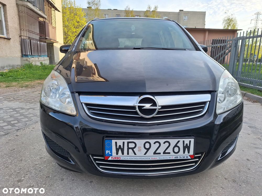 Opel Zafira 1.8 Family - 1