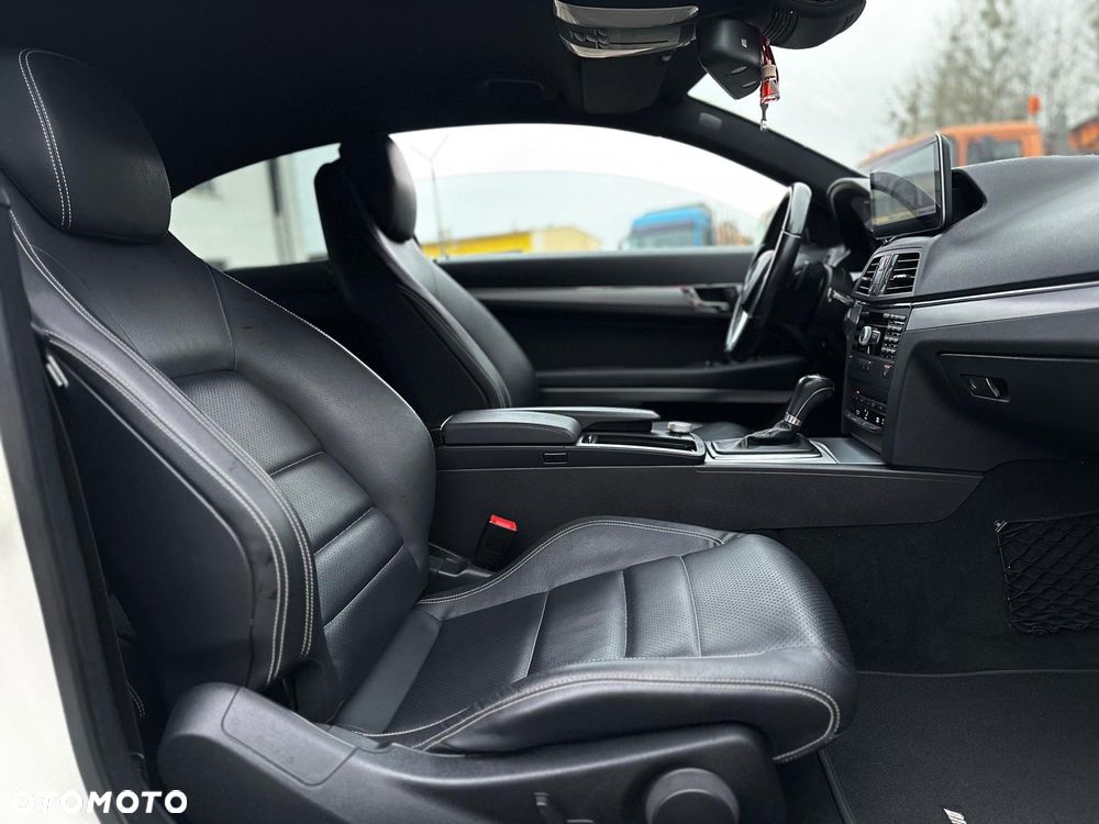 Mercedes-Benz Klasa E - 29