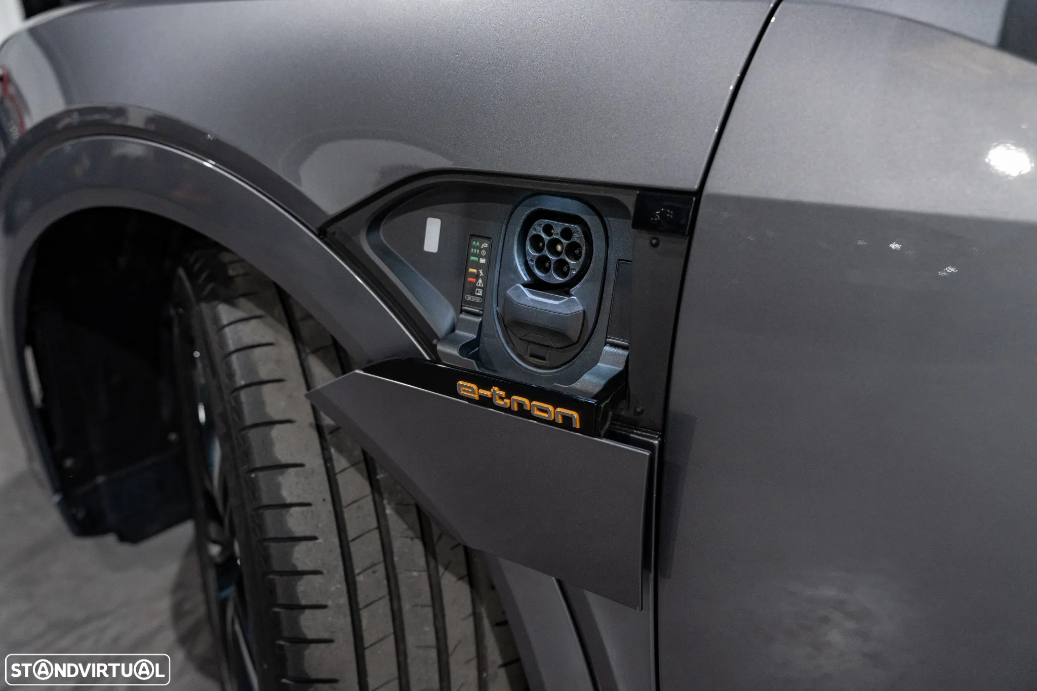 Audi e-tron 50 quattro S line - 42