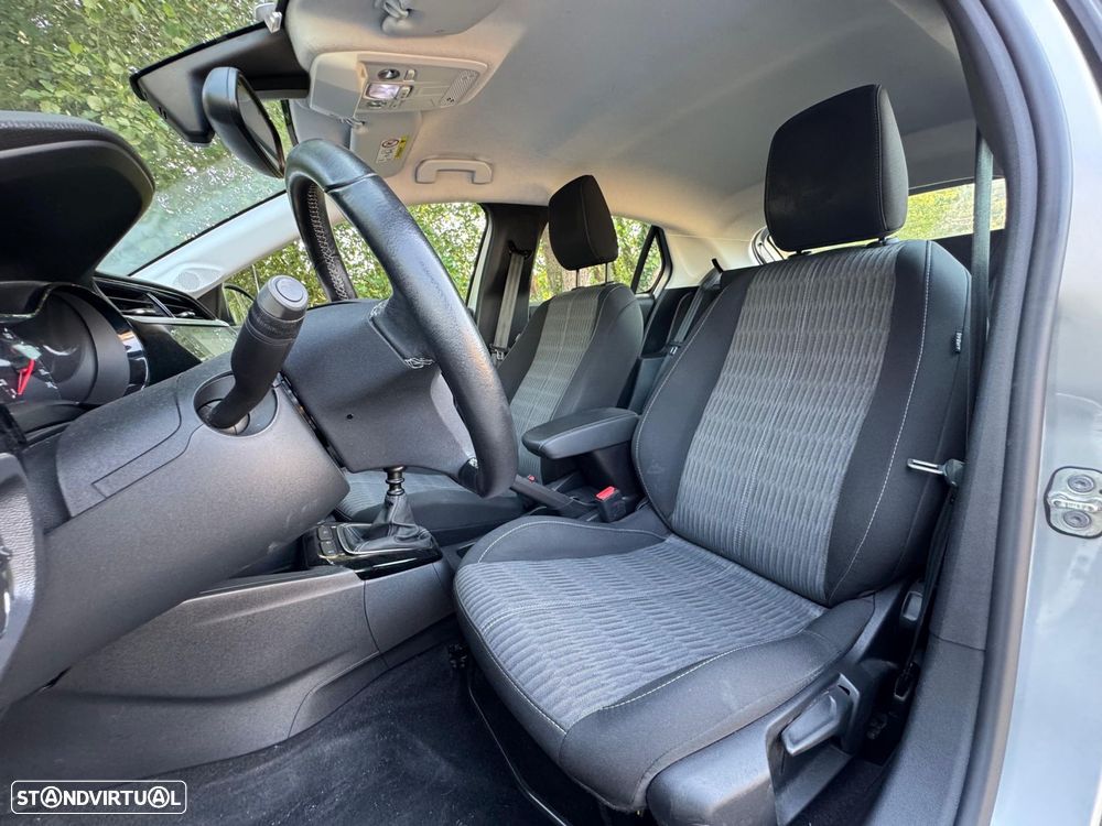 Opel Corsa 1.5 D Elegance - 19