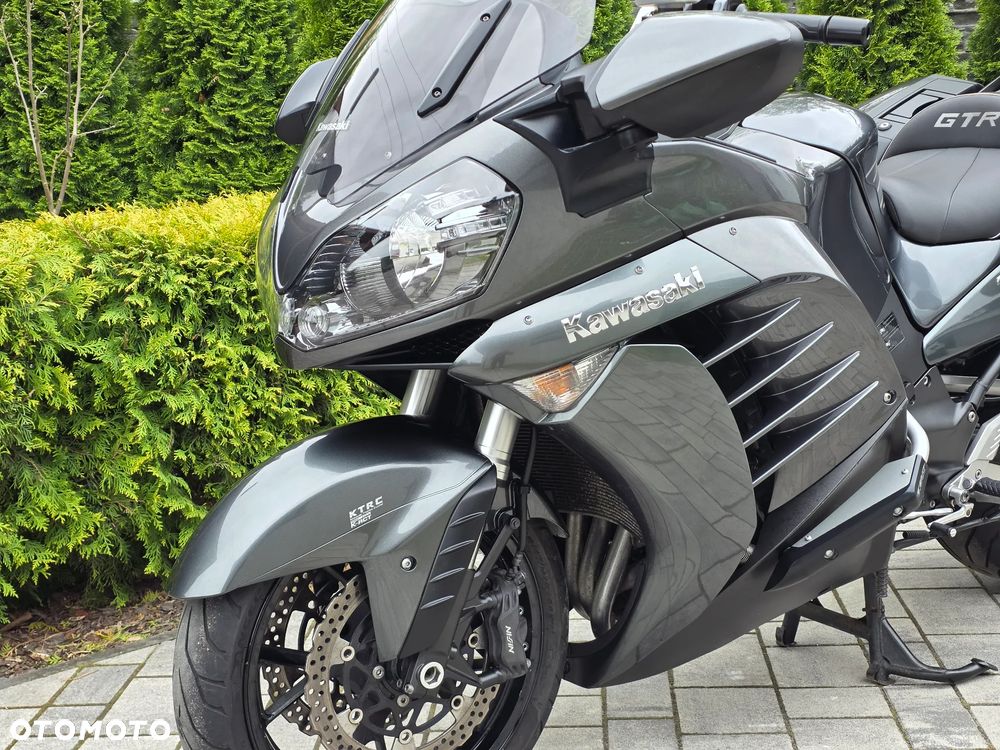 Kawasaki GTR - 27
