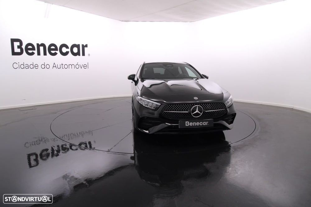Mercedes-Benz A 250 e AMG Line - 12