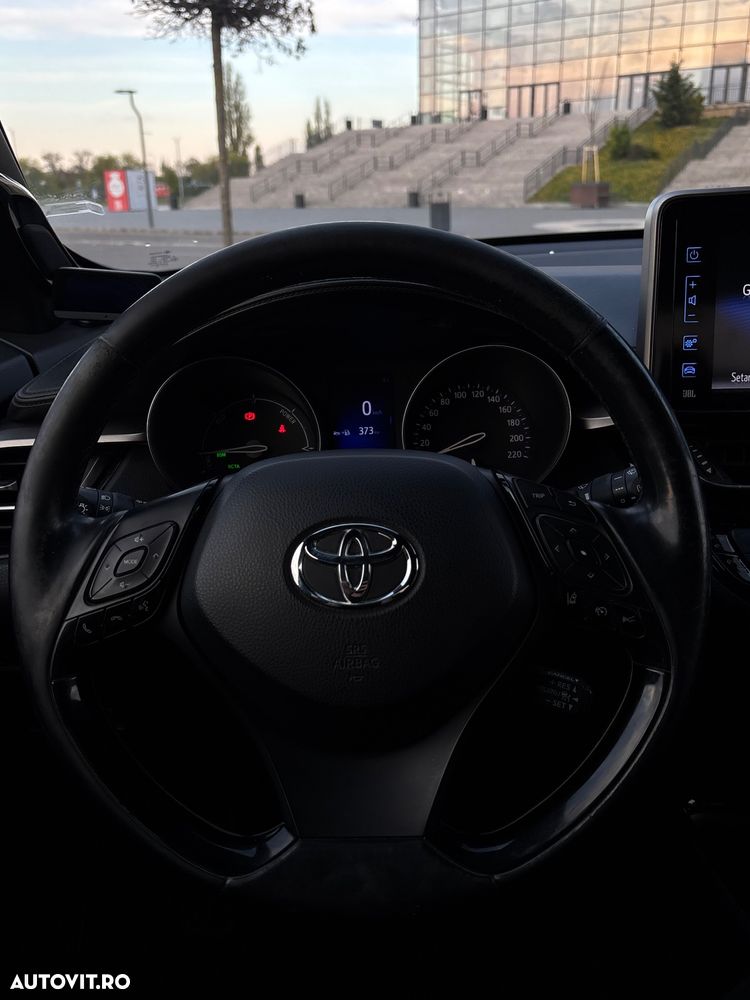 Toyota C-HR 1.8 HSD 4x2 CVT C-lassy LED - 9
