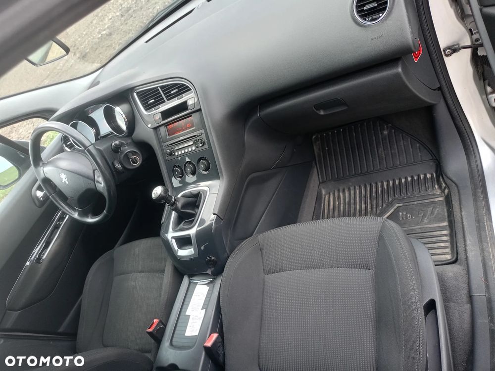 Peugeot 5008 1.6 HDi Trendy - 4