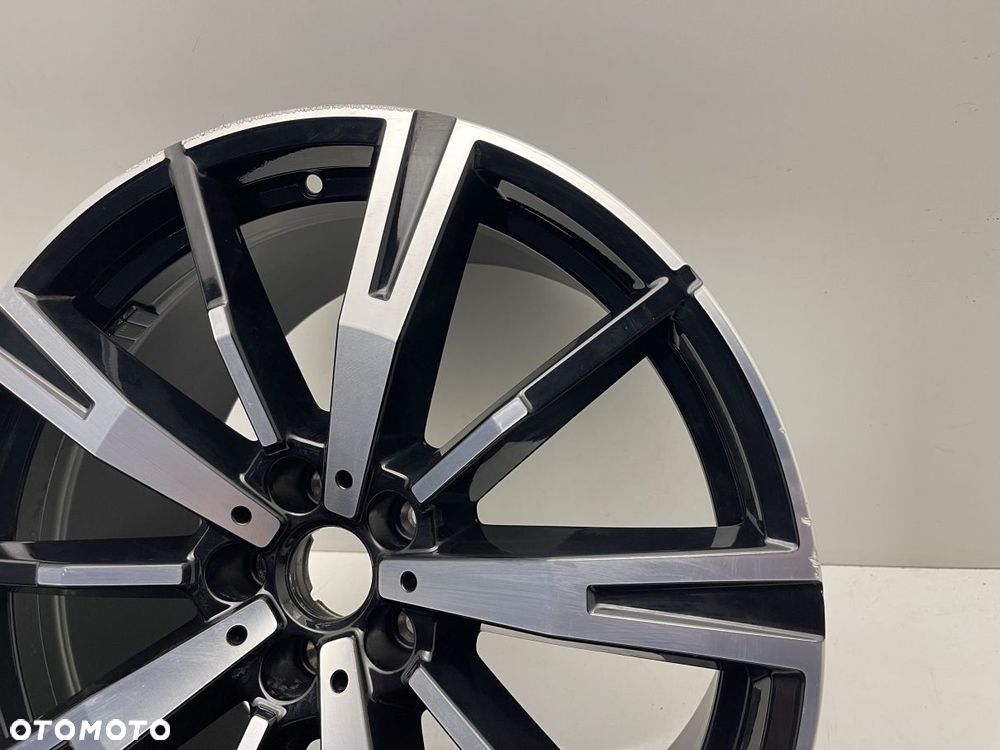 FELGA BMW SERIA 5 i5 G60 G61 10J 20 ET46 5A324E7 - 4