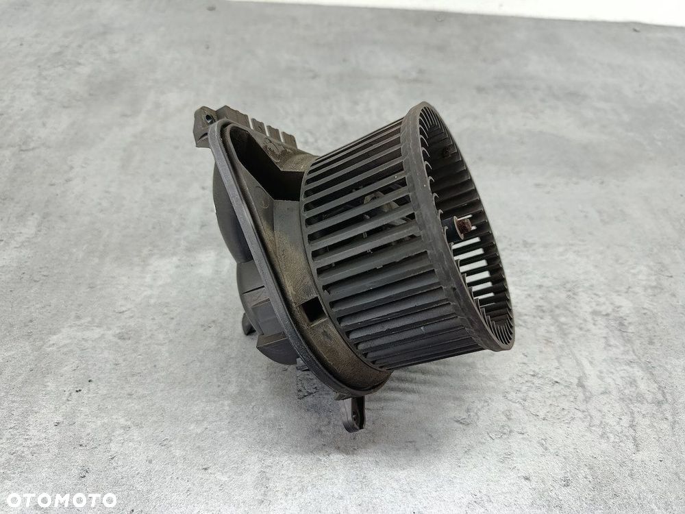 WENTYLATOR NAWIEWU, DMUCHAWA VW LT 35 663329W 2.8 TDI - 1