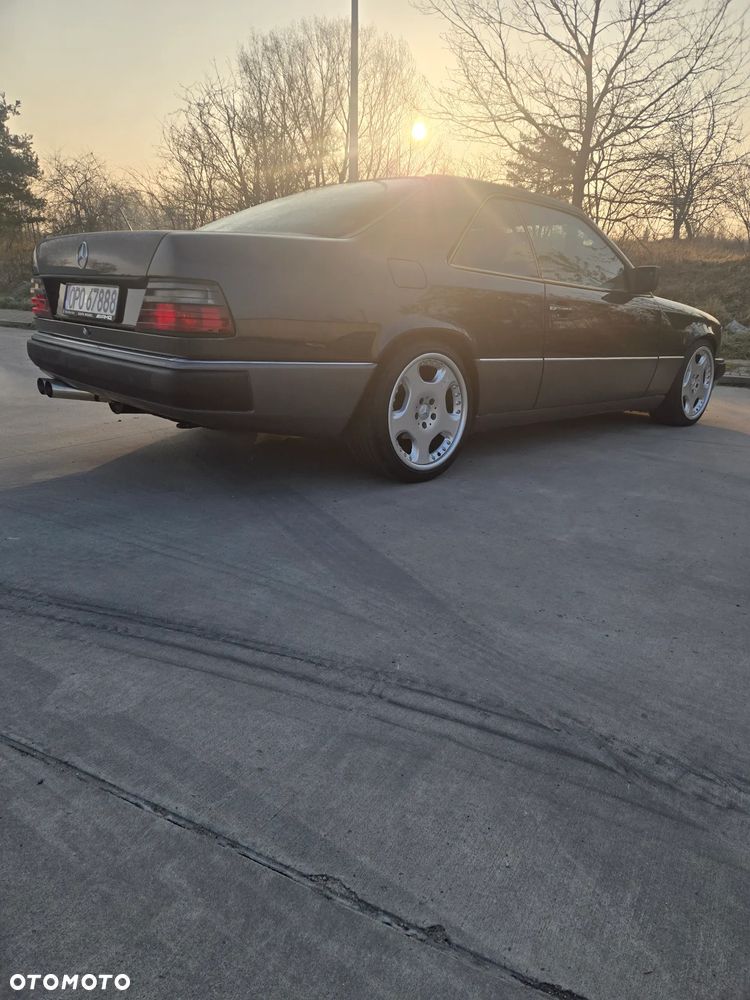 Mercedes-Benz W124 (1984-1993) - 5