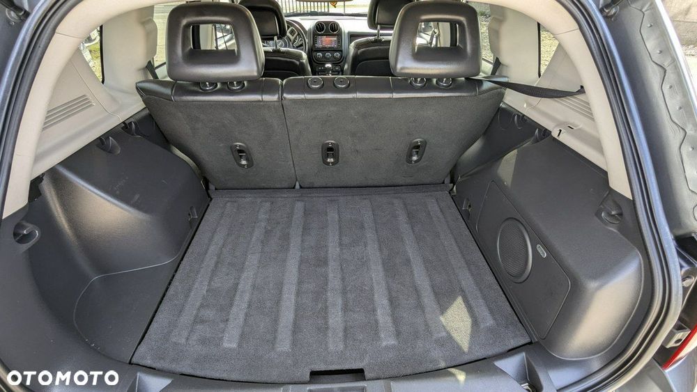 Jeep Compass - 37