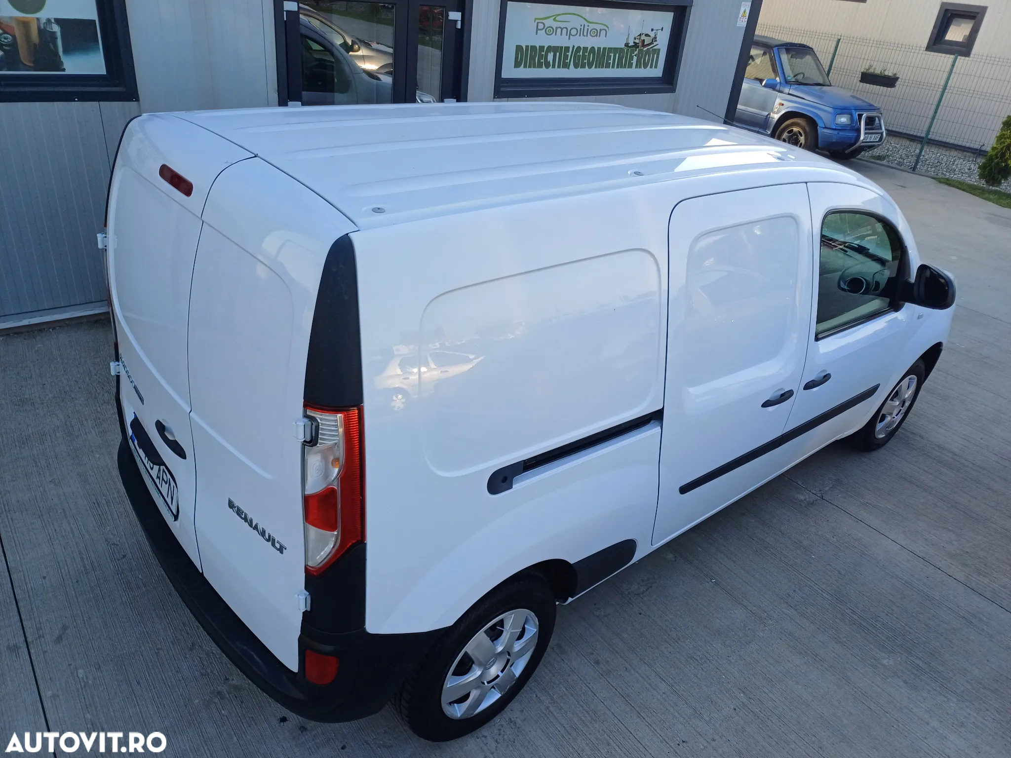 Renault Kangoo 1.5 Blue dCi 95 ZEN - 18