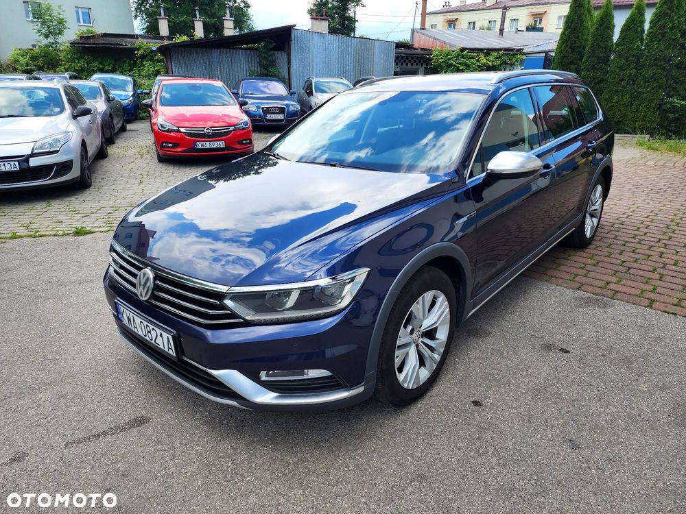 Volkswagen Passat Alltrack 2.0 TDI SCR 4Motion DSG - 3