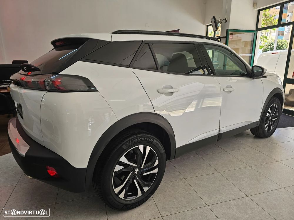 Peugeot 2008 - 48