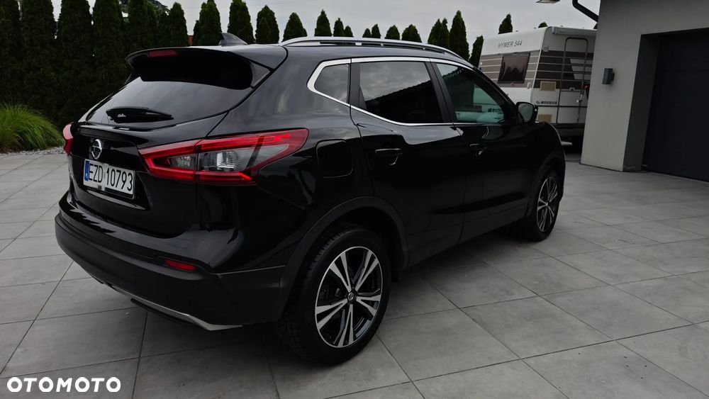 Nissan Qashqai 1.3 DIG-T N-Connecta EU6d - 4