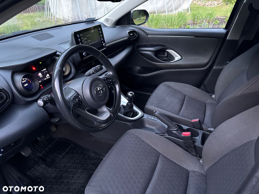 Toyota Yaris 1.5 Comfort - 10